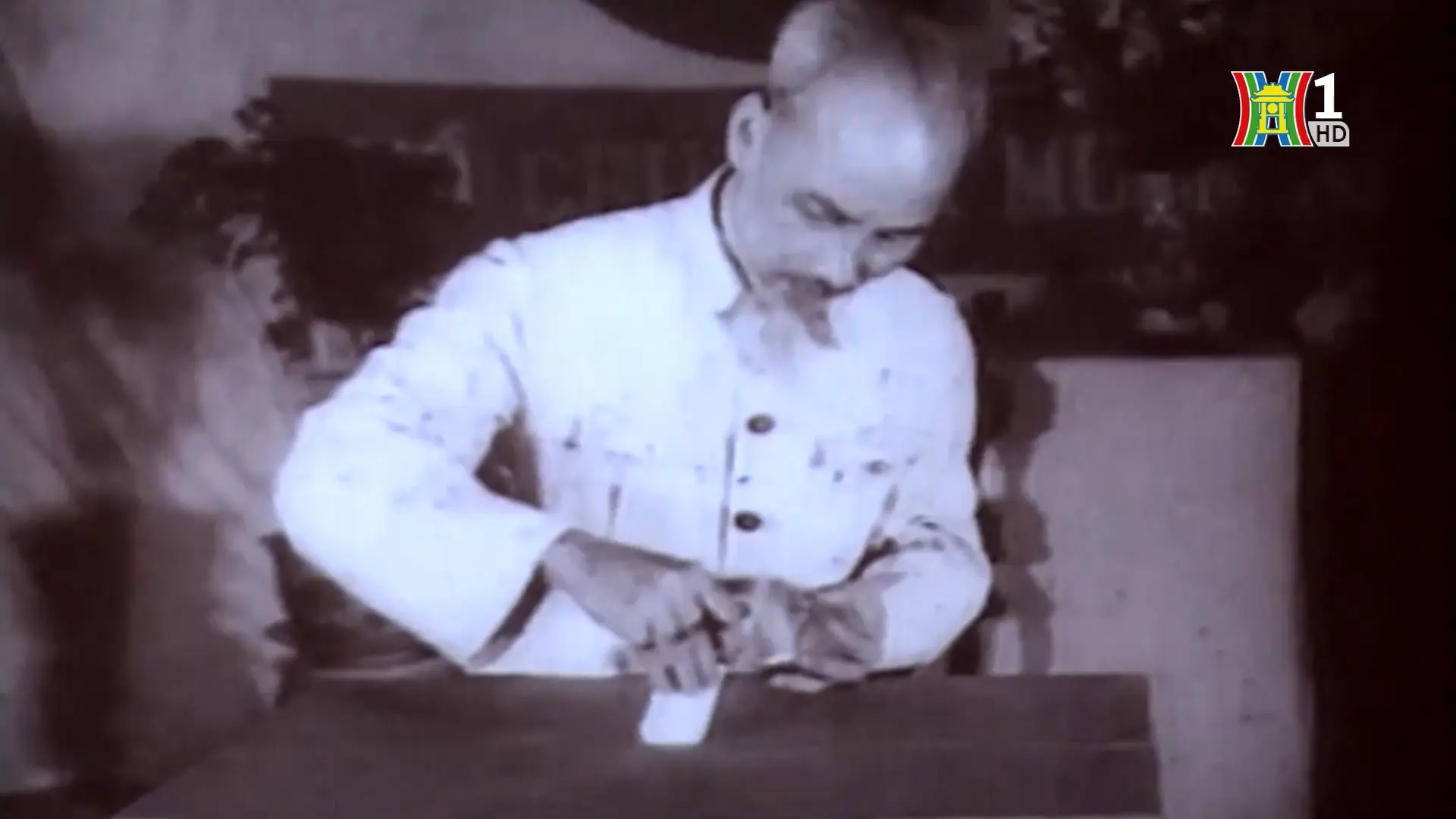 Chủ tịch Hồ Chí Minh với phong trào thi đua yêu nước | Phim tài liệu | 30/11/2025